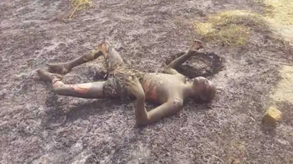 Man Lynched By Angry Mob For Allegedly Snatching A Motorcycle In Benue. (Graphic Photo)